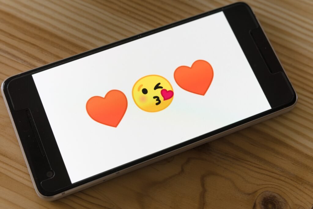 What Impact Has Online Dating Had On Traditional Dating Roles?